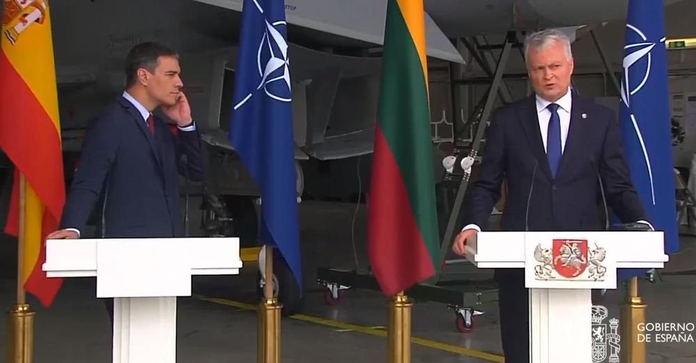 Presidenti i Lituanisë dhe kryeministri spanjoll ndërpresin konferencën pas alarmit ndaj një avioni rus