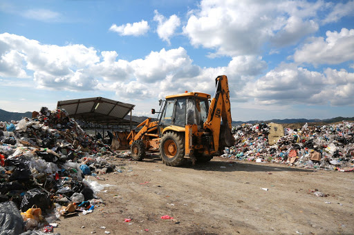 Mbetjet e qarkut Tiranë dhe Durrës do të depozitohen në landfillin e Sharrës