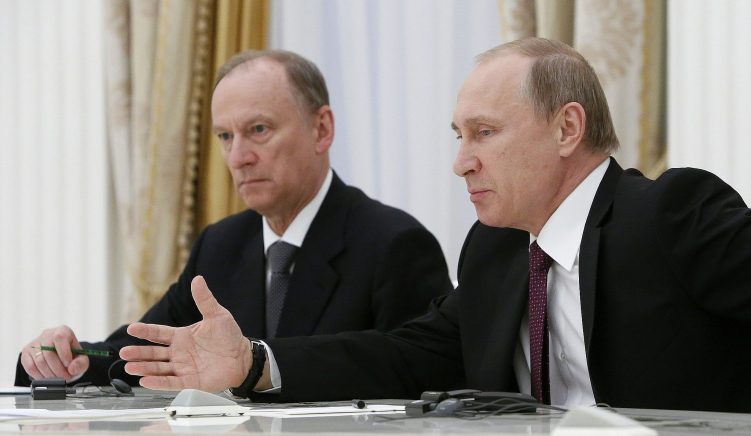 Pas Afganistanit, Rusia dyshon mbi angazhimin e SHBA-ve në Ukrainë