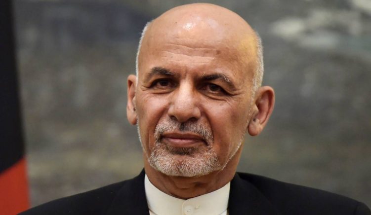 Presidenti i Afganistanit largohet nga vendi teksa talibanët hyjnë në Kabul