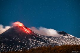 Etna bëhet vullkani më i lartë aktiv në Evropë