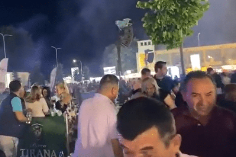 Policia ndalon 8 persona për hedhjen e gazit lotsjellës në festën e birrës në Korçë