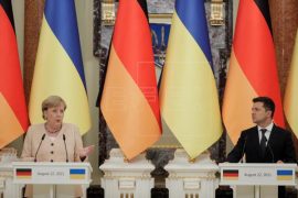 Merkel dhe presidenti ukrahinas Zelensky shfaqin diferenca mbi gazsjellësin Nord Stream 2