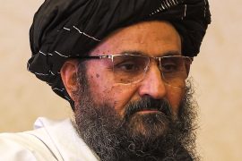 Drejtuesi politik i talebanëve kthehet në Afganistan pas 20 viteve