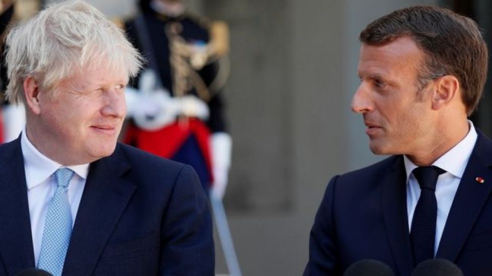 Franca anullon takimin me Britaninë pas paktit me SHBA-të për nëndetëset