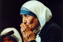 5 vite nga shenjtërimi i Nënë Terezës