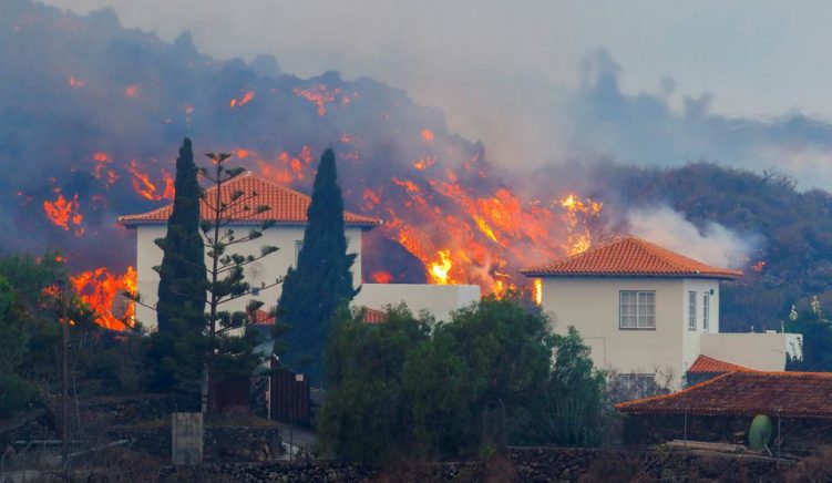 100 shtëpi të shkatërruara nga vullkani në ishullin La Palma në Spanjë