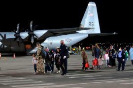 Talibanët lejojnë evakuimin e 200 shtetasve amerikanë