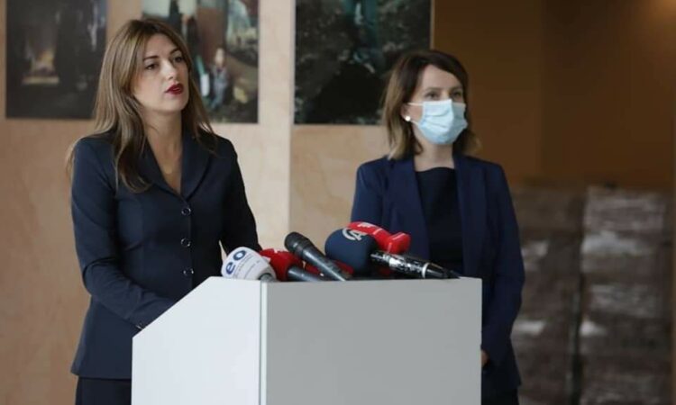 Qeveria e Kosovës shqyrton mundësitë për vetingun e gjyqtarëve dhe prokurorëve