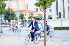 Rikthehet në Tiranë “Dita pa Makina”, bllokohen disa akse rrugore