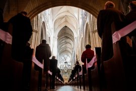Mijëra pedofilë shërbyen në Kishën Katolike Franceze në 70 vitet e fundit